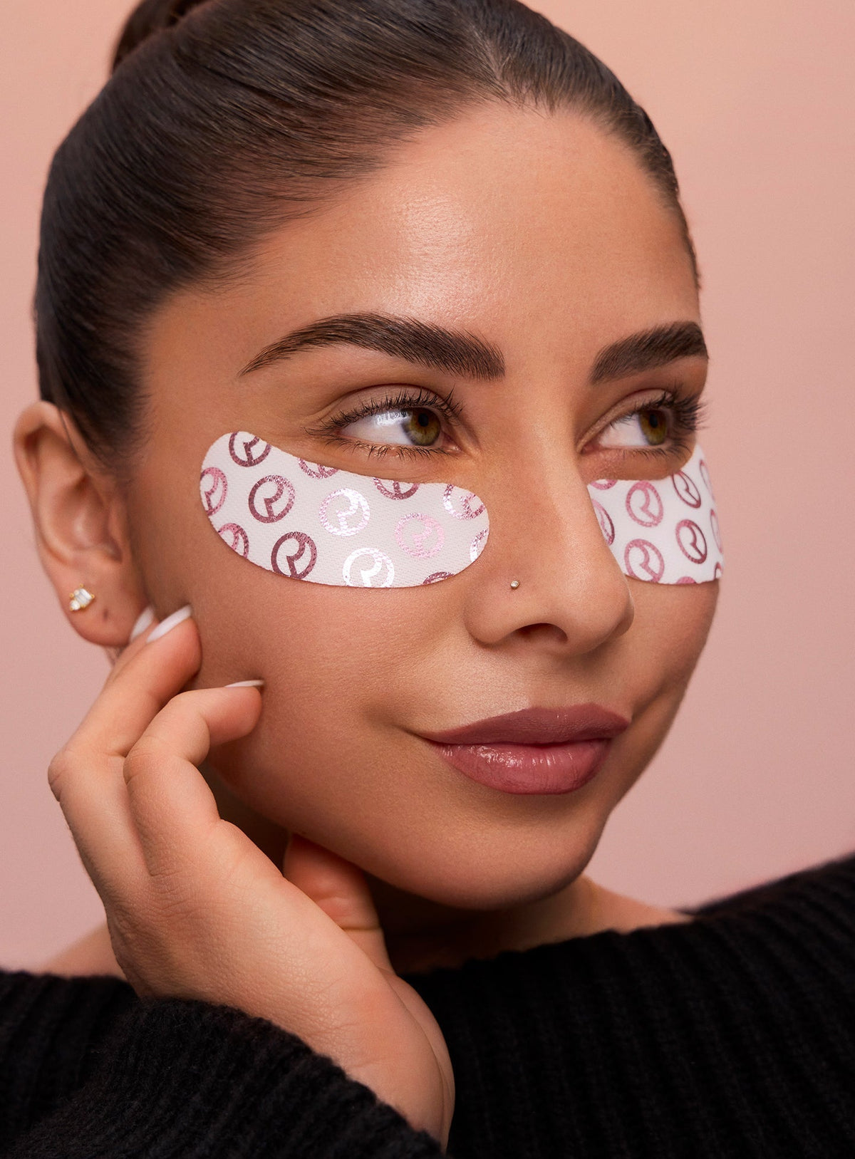Find Comfort Hydrating Under Eye Patches by Rare Beauty