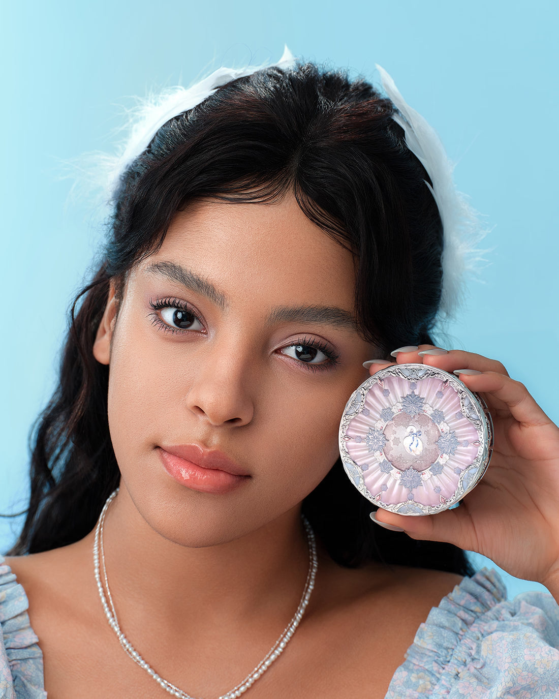 Flower Knows Snow Ballet Serum-Infused Pressed Powder Set