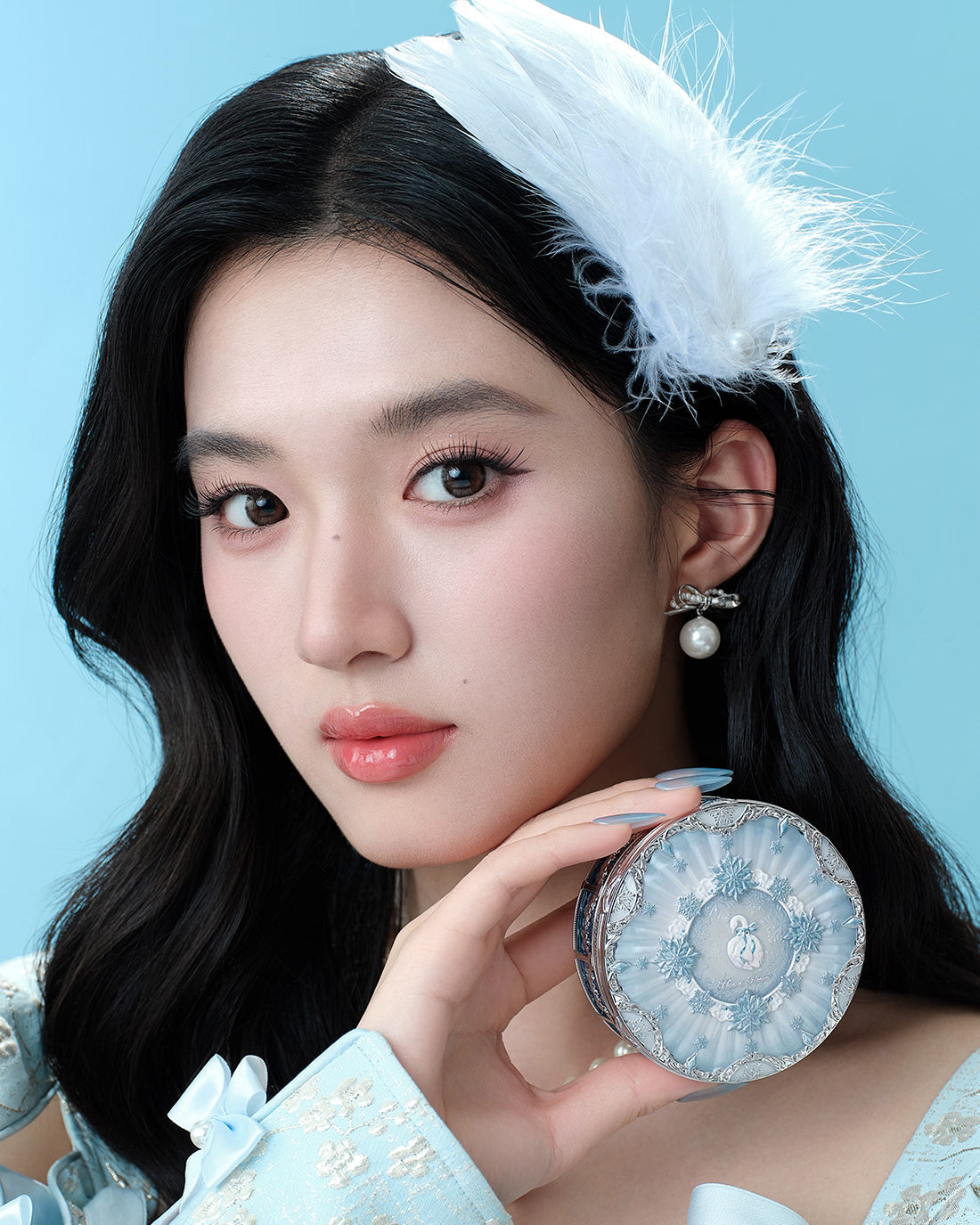 Flower Knows Snow Ballet Serum-Infused Pressed Powder Set