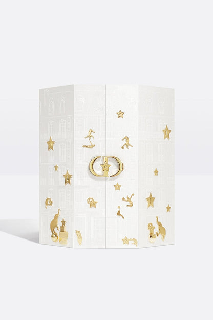 Le 30 Montaigne Advent Calendar