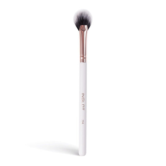 Define & Glow Fan Makeup Brush 204 by Inglot