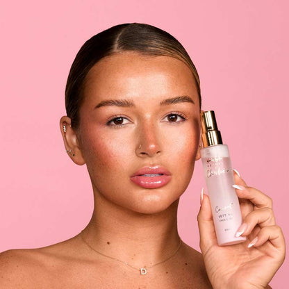 Coconut Setting Spray by KASH Beauty