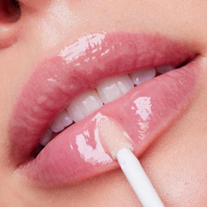 Very Rose Plumping Lip Serum by NUXE