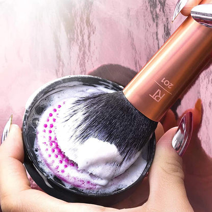 Brush Cleansing Balm by Real Techniques