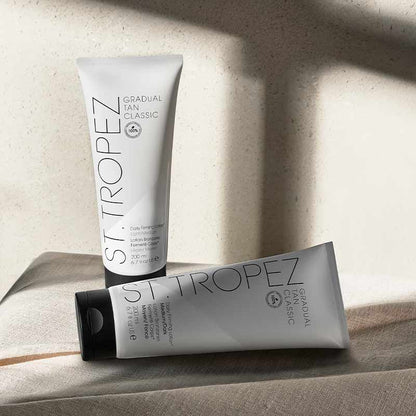 Gradual Classic Tan Medium/Dark by St. Tropez